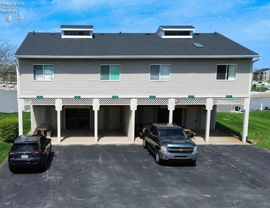 Beach Condo Active Under Contract in Oak Harbor, Ohio
