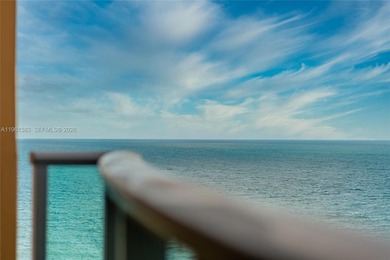 Beach Condo For Sale in Hollywood, Florida