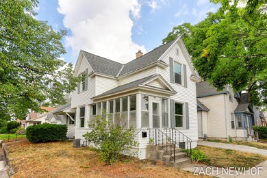 Beach Home For Sale in Holland, Michigan