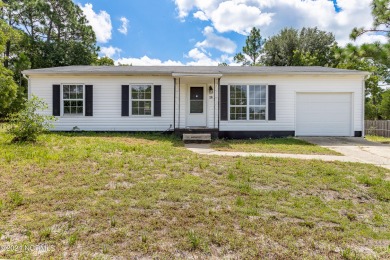 Beach Home For Sale in Hubert, North Carolina