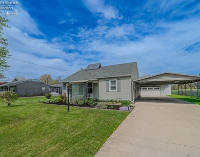 Beach Home Active Under Contract in Port Clinton, Ohio