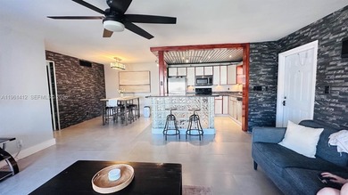 Beach Condo For Sale in Delray Beach, Florida