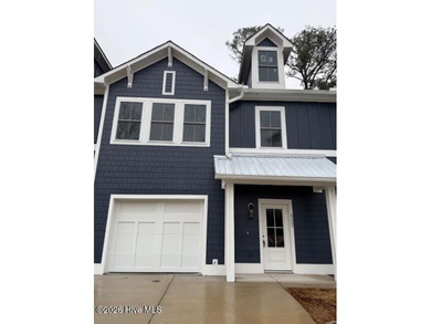 Beach Townhome/Townhouse For Sale in Wilmington, North Carolina