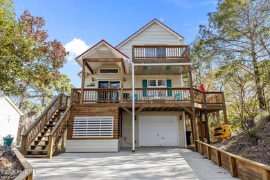 Beach Home For Sale in Emerald Isle, North Carolina