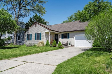 Beach Home For Sale in Cape May, New Jersey