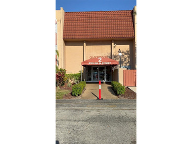 Beach Condo For Sale in North Lauderdale, Florida