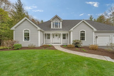 Beach Home For Sale in Scarborough, Maine