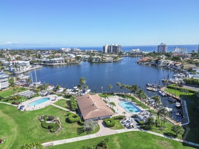 Beach Condo For Sale in Delray Beach, Florida
