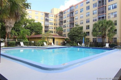 Beach Condo For Sale in North Miami Beach, Florida