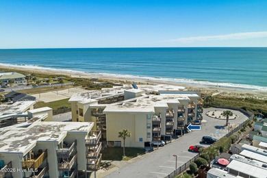 Beach Condo For Sale in Emerald Isle, North Carolina