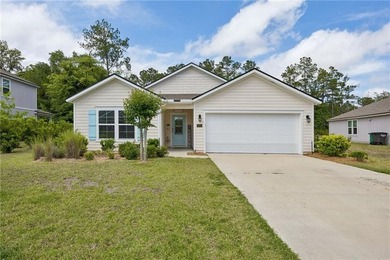 Beach Home For Sale in Saint Marys, Georgia