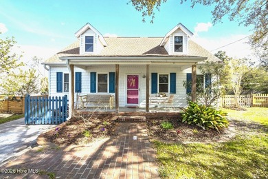 Beach Home For Sale in Carolina Beach, North Carolina