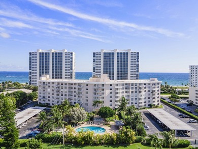 Beach Condo For Sale in Boca Raton, Florida