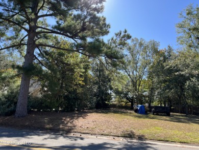 Beach Lot For Sale in Biloxi, Mississippi