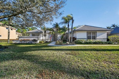 Beach Home For Sale in Hobe Sound, Florida