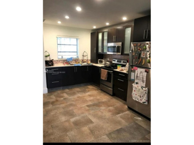 Beach Condo For Sale in Miami, Florida