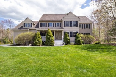 Beach Home For Sale in Saco, Maine