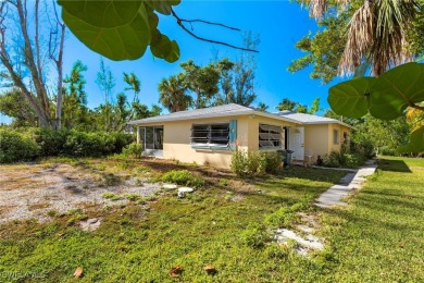 Beach Home For Sale in Sanibel, Florida