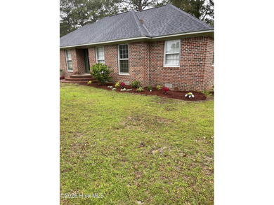 Beach Home For Sale in New Bern, North Carolina