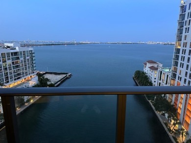 Beach Condo For Sale in Miami, Florida