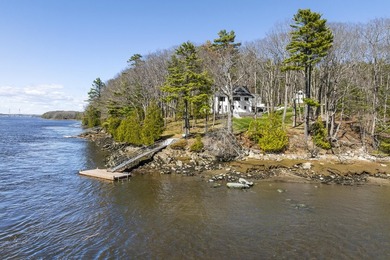 Beach Home For Sale in Arrowsic, Maine