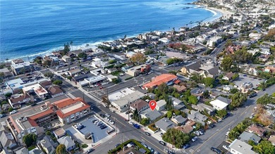 Beach Townhome/Townhouse Active Under Contract in Laguna Beach, California