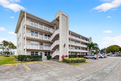 Beach Condo For Sale in West Palm Beach, Florida