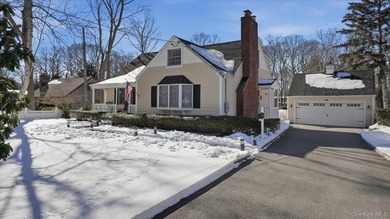 Beach Home Sale Pending in Bayport, New York