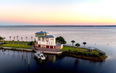 Beach Home For Sale in Panama City, Florida