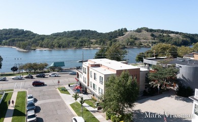 Beach Condo For Sale in Grand Haven, Michigan
