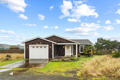 Beach Home For Sale in Ocean Park, Washington