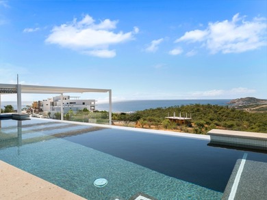 Beach Home For Sale in San Jose Corridor, 