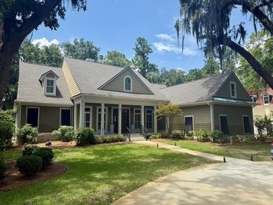 Beach Home For Sale in Saint Simons, Georgia