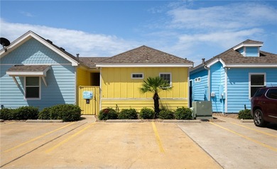 Beach Townhome/Townhouse For Sale in Port Aransas, Texas