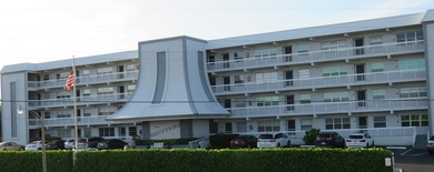 Beach Condo For Sale in North Palm Beach, Florida