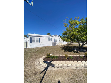 Beach Home For Sale in Ruskin, Florida