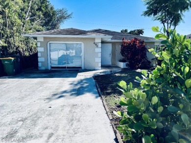 Beach Home For Sale in Naples, Florida