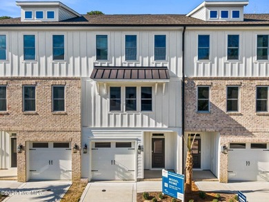 Beach Townhome/Townhouse For Sale in Wilmington, North Carolina