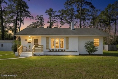 Beach Home For Sale in Wilmington, North Carolina