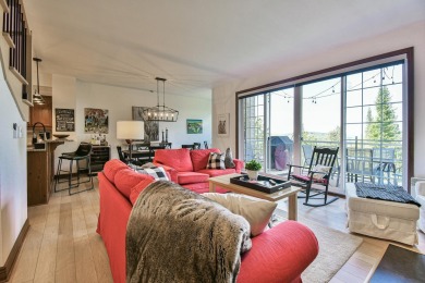 Beach Condo For Sale in Mont-Tremblant, 