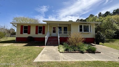 Beach Home For Sale in Hubert, North Carolina