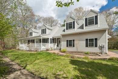 Beach Home For Sale in Kennebunk, Maine