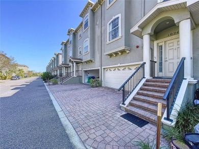 Beach Townhome/Townhouse Sale Pending in Seminole, Florida