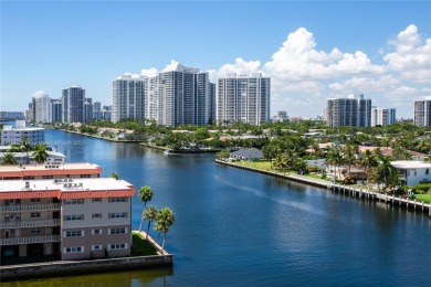 Beach Condo For Sale in Hallandale Beach, Florida