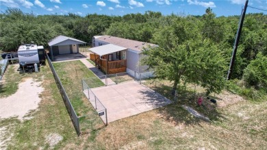 This great fish camp in the heart of Rockport, just blocks from - Beach Home for sale in Rockport, Texas on Beachhouse.com