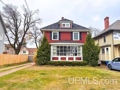 Beach Home For Sale in Marquette, Michigan