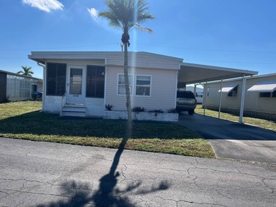 Beach Lot For Sale in North Fort Myers, Florida