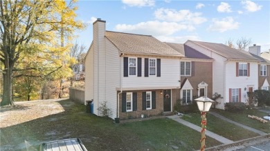 Beach Townhome/Townhouse For Sale in Chesapeake, Virginia