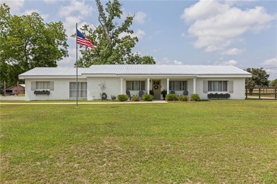 Beach Home For Sale in Grand Bay, Alabama