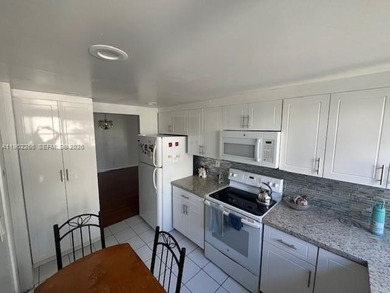 Beach Condo For Sale in Miami, Florida